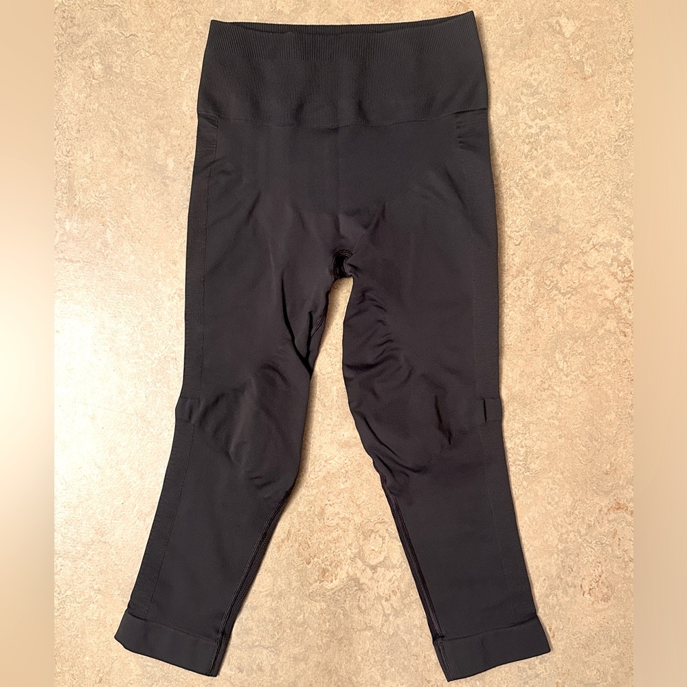 Lululemon Athletic Leggings/Yoga Pants